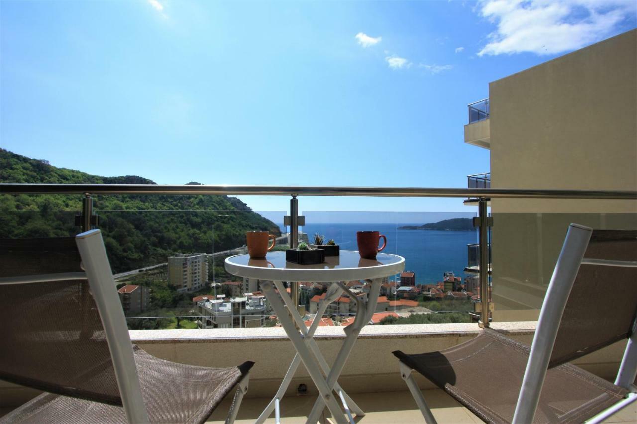 Amazing Sea View Zatvoren Apartman